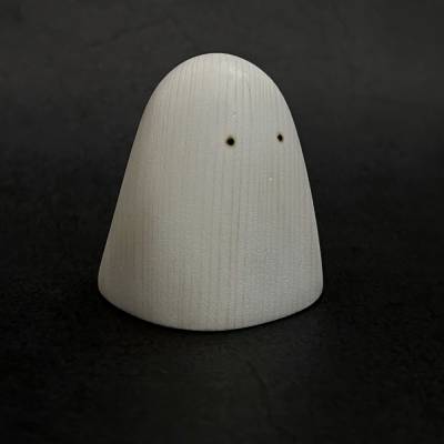 Kleines Gespenst aus Holz #13