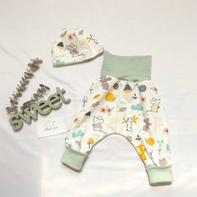 Erstlingsset Gr. 56/62: Weißes Babyset mit Mäuschen – Pumphose & Tuch aus Jersey