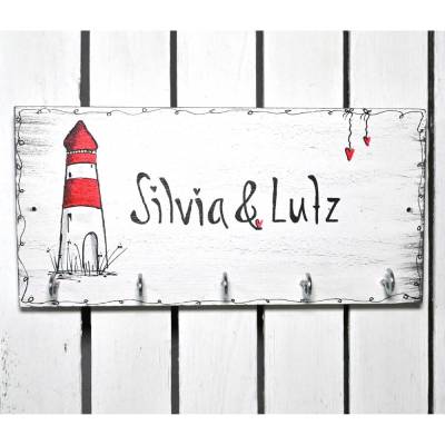 Schlüsselbrett personalisiert – Handbemalt, Shabby Chic, maritim mit Herz & Hakenleiste