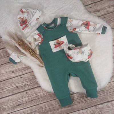 Strampler-Set Waldtiere smaragdgrün – Baby Geschenkset mit Mütze & Halstuch, verschiedene Größen