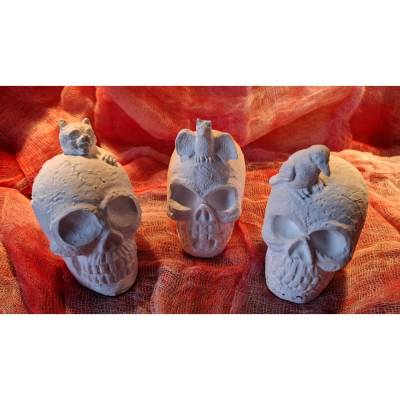 Gartenfigur wetterfest Totenköpfe Betonfigur – Halloween Gartendeko Skelett Outdoor