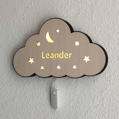 Personalisierte Wolkenlampe aus Holz mit Namen – LED Nachtlicht Kinderzimmer, Sterne & Mond