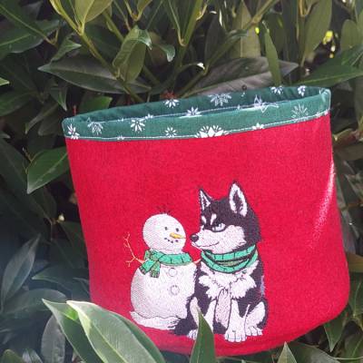 Geschenkekörbchen bestickt Husky Schneemann