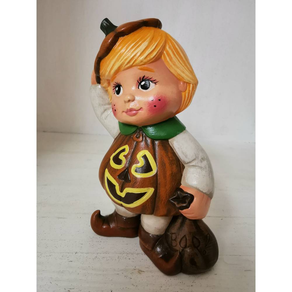 Zuckersüsses Halloween Püppchen aus Keramik