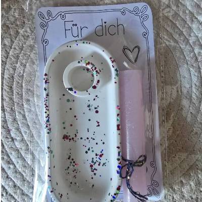 Kerzenhalter aus Raysin mit Konfetti-Effekt – Geschenkidee „Für dich“ mit Stabkerze
