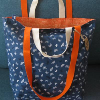 Stofftasche Schmetterling aus Baumwolle mit vier Henkeln