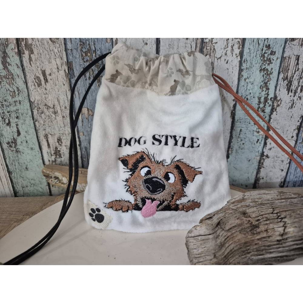 Hund crazy Stickdatei 18x18cm bzw. 20x20cm – Lustige Hundestickerei für Hundeliebhaber & DIY Bild 7