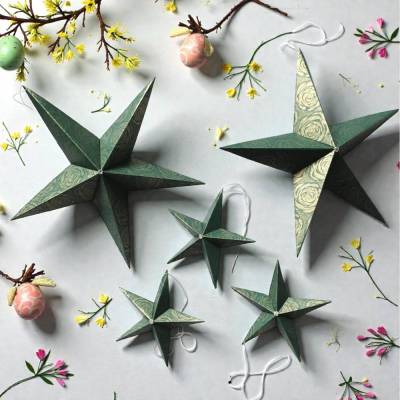Papiersterne 3D grün gold – 5er Set Fensterdekoration & Baumschmuck Weihnachten Frühling Ostern
