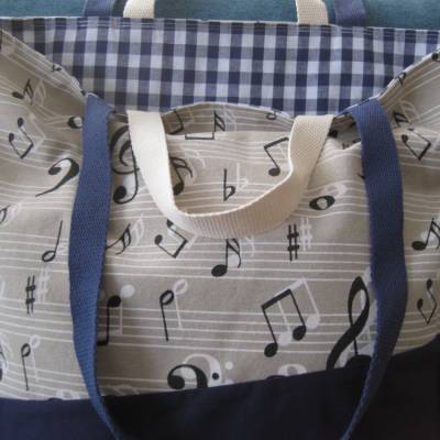 Stofftasche Musik aus Baumwolle mit vier Henkeln