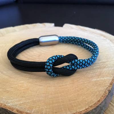 Knotenarmband aus Paracord mit Edelstahl-Magnetverschluss