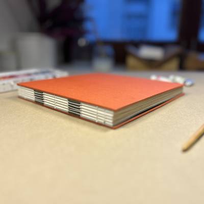 Handgefertigtes Aquarellskizzenbuch 20x20cm – 100% Baumwolle, 300 g/m², Auswahl Arches, Hahnemühle, Fabriano
