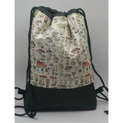 Rucksack Pilze mit Kunstleder in tannengrün, Unikat