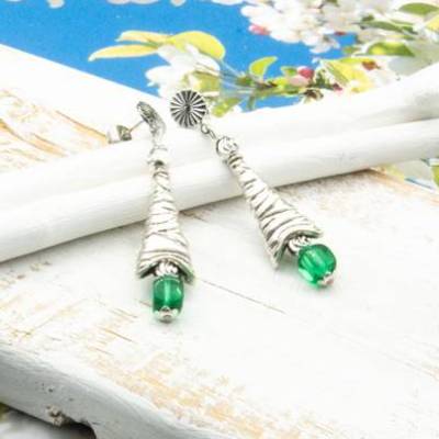 Festlicher Ohrschmuck, Ohrstecker grün, Ohrringe, Tannenbaum, Geschenkidee, Weihnachten, handgemacht Unikat