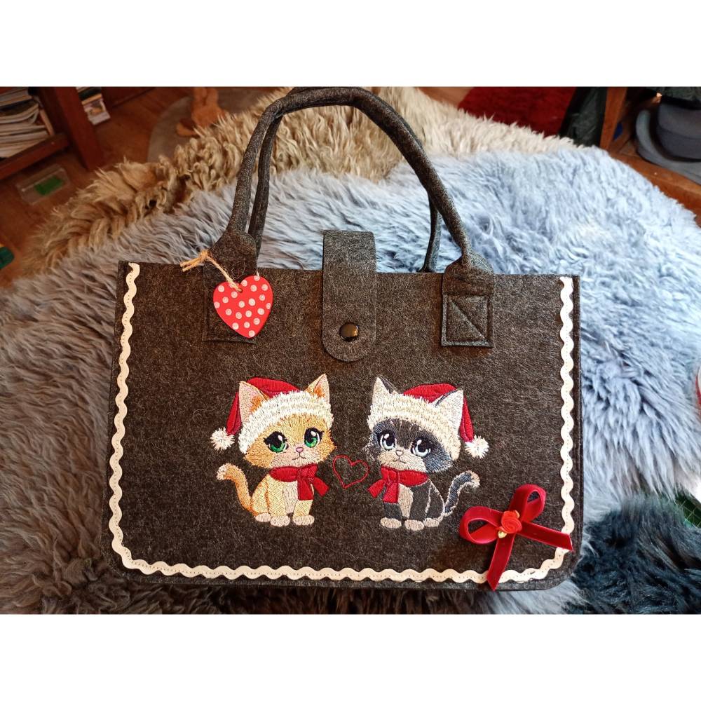 Katze Weihnachten Stickdatei 18-20x30cm – Niedliche Weihnachtskatze als Santa Claus Bild 4