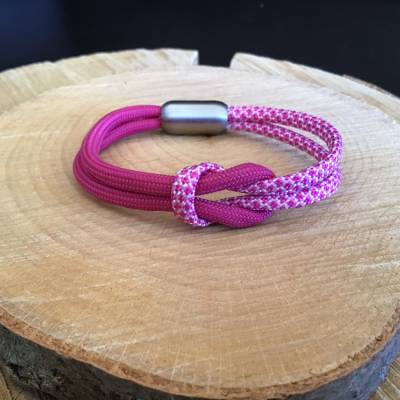 Knotenarmband aus Paracord mit Edelstahl-Magnetverschluss