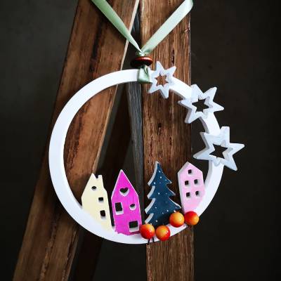 Türkranz Häuserkranz Loop – Handgemachter Keramik-Kranz mit Häusern, 11,50 cm Durchmesser