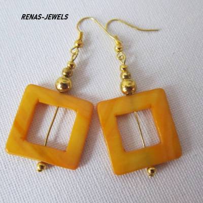 Perlmutt Ohrhänger orange goldfarben – Elegante Statement Perlmuttohrringe mit Metallperlen