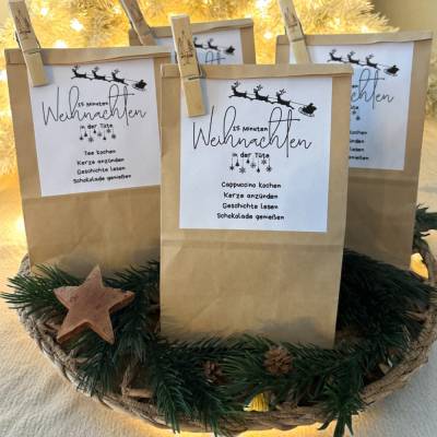 Wichtelgeschenk - 15 Minuten Weihnachten in der Tüte – Mini Geschenkset mit Tee oder Cappuccino & Schokolade