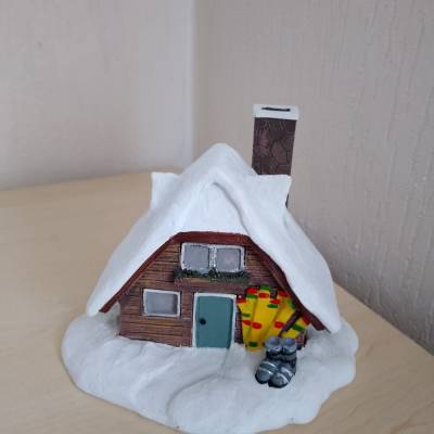 Winterurlaub Spardose Skihütte – Kreatives Geldgeschenk in Winterlandschaft