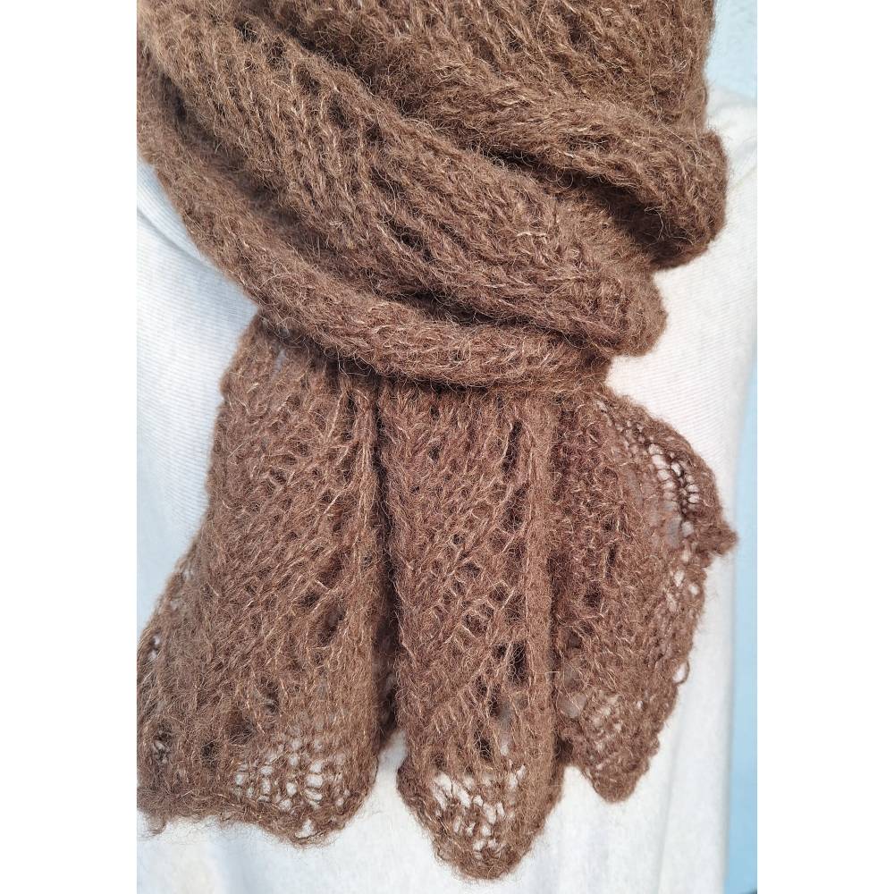 Handgestrickter Laceschal aus Alpaka & Seide in Schokobraun – Edler Strickschal mit Ajourmuster, 170x34 cm Bild 8