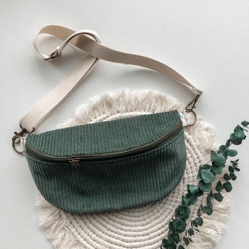 Bauchtasche aus Cord, Waldgrün, Gürteltasche, Hipbag, Crossbody Tasche
