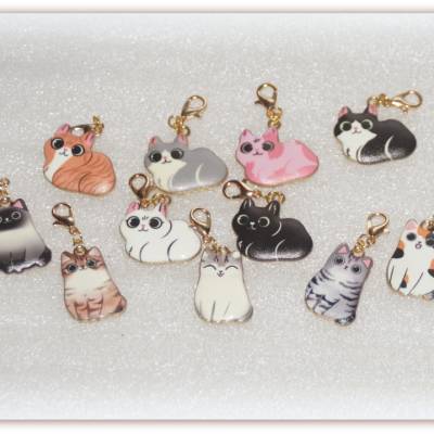1 süßer Katzenanhänger mit Karabiner, Charm Anhänger Katze