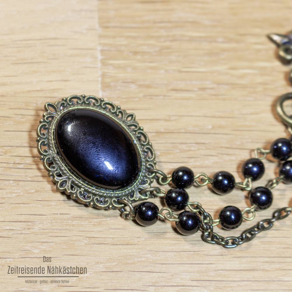 Elizabethanischer Gewandschmuck – Tudor Schmuckset mit schwarzem Onyx & Perlenketten für Renaissance, Bild 3