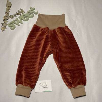 Mitwachsende Baby Pumphose 68-74 aus Nicky Cordjersey Rost – Handmade Hose  von Mausbär