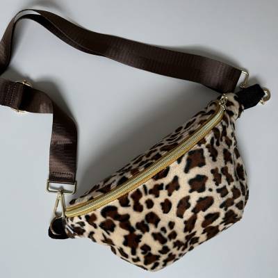 VERSANDFERTIG! LEOPARD Crossbodybag S Fellimitat – Bauchtasche Leolook mit Wechselgurt von zimtblüte