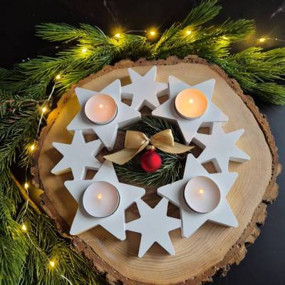 Adventskranz mit Sternen für 4 Teelichter - aus Gießbeton - weiß - wiederverwendbar 