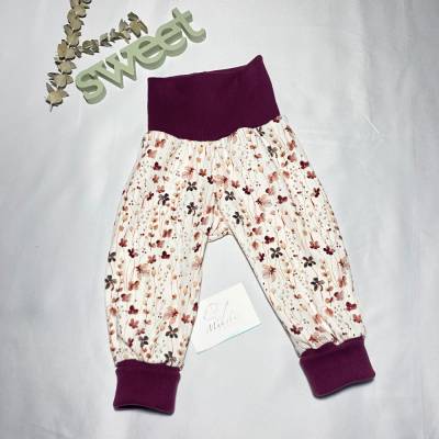 Mitwachsende Pumphose Größe 74-80 aus Rippjersey in Bordeaux  – Handmade Kinderhose für Mädche