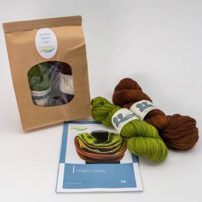 Strickset Hyben Cowl - Wolle und Anleitung in Geschenktüte