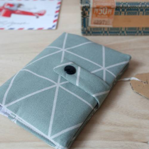 Reisepasshülle NORDIG GRÜN Passhülle Impfausweishülle Reiseorganizer klein handlich Reisepass Kartenfach Baumwolle Stoff