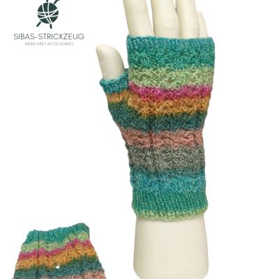 Strickanleitung Handstulpen „Feine Wellen“ – einfache Anleitung mit Daumenkeil | Sibas-Strickzeug