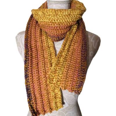 Handgehäkeltes Kinderschal Acrylgarn Bunte Kombination aus Ocker/Gelb/Orange/Rosa/Lila – warm 130cm