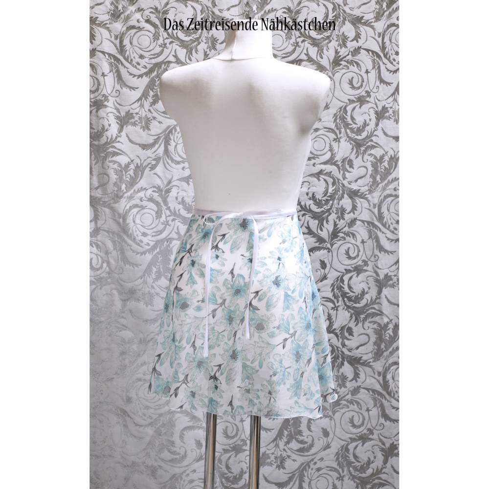 Wickelrock Chiffon Ballettrock mit süßem Blümchenmuster grau weiß – leichter, fließenderTanzrock, handgefertigt, Bild 2