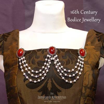 Elizabethanischer Gewandschmuck – Tudor Schmuckset mit Karneol & Perlenketten für Renaissance, Barock & Rokoko