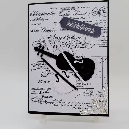 Handgemachte Geburtstagskarte Schwarz-Weiß mit Geige – Glückwunschkarte Musikinstrument