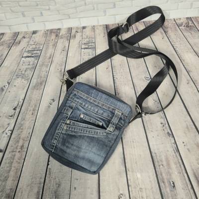 Kleine Umhängetasche aus Jeans – Upcycling Schultertasche 