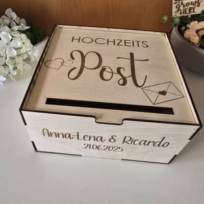 "Hochzeitspost" personalisierte Kartenbox aus Holz