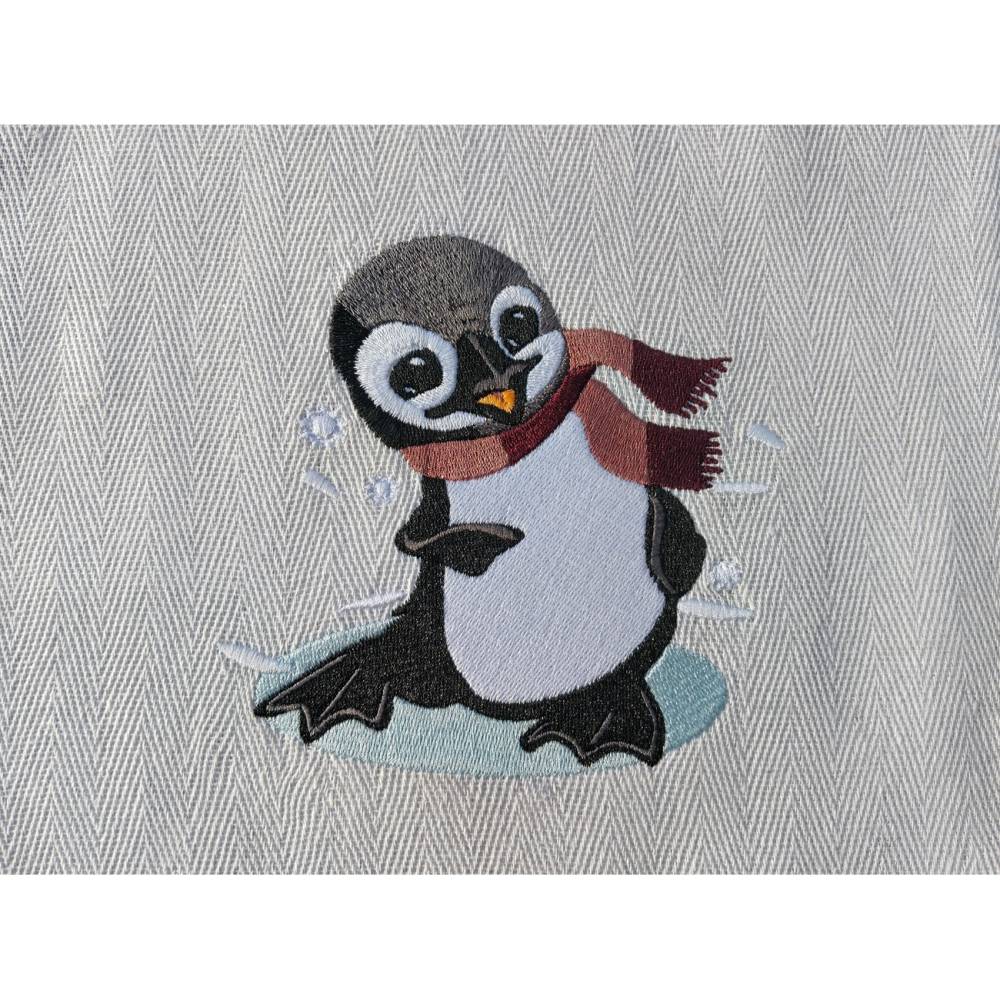 Pinguin winterlich Stickdatei 14x4cm bzw. 15x15cm– Winterliches Stickmuster für Stickmaschinen Bild 1