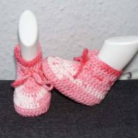 Häkelanleitung für die süßen Babyschühchen nur aus Stäbchen