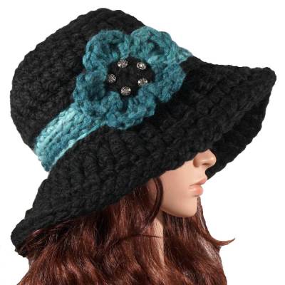 Eleganter Winterhut schwarz mit großer Blüte in petrol & türkis – Handarbeit Unikat Damen