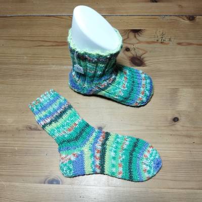 gestrickte Kindersocken Gr.25