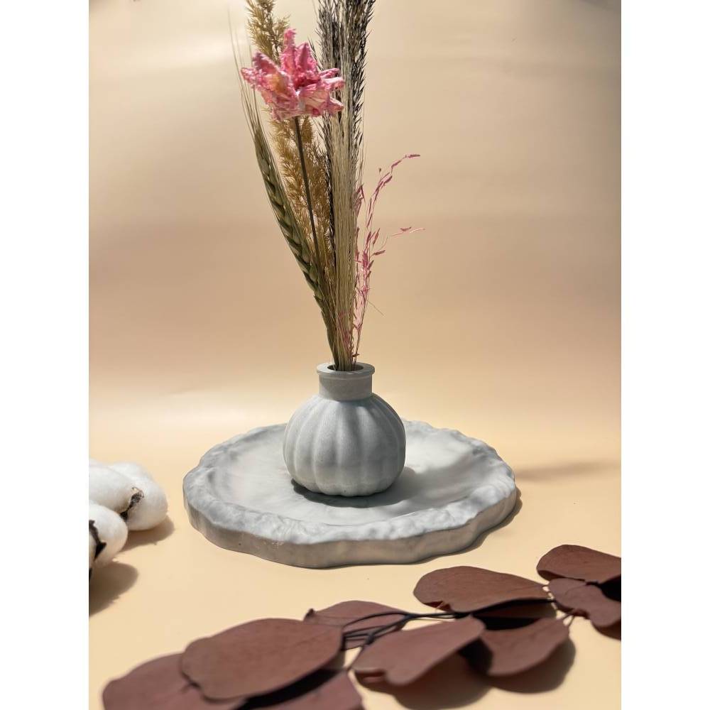Handgemachtes Marmor-Deko-Set mit Vase & Trockenblumen