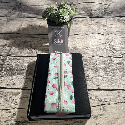 Fruchtiges Stiftemäppchen Kirschen in pink auf mint – Handgemachtes Etui für Kalender & Stifte