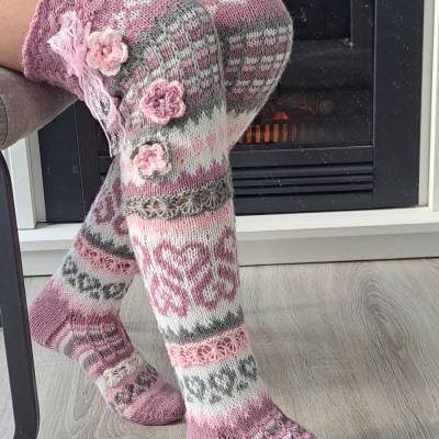 gestrickte Overknees" Herz" Gr.38/39 Rosa / Grau