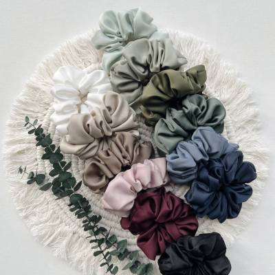Scrunchie aus Satin, Haargummi, Zopfgummi