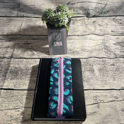 Stiftemäppchen mit Gummiband – Leo Baumwolle Etui petrol.türkis und lila für Kalender