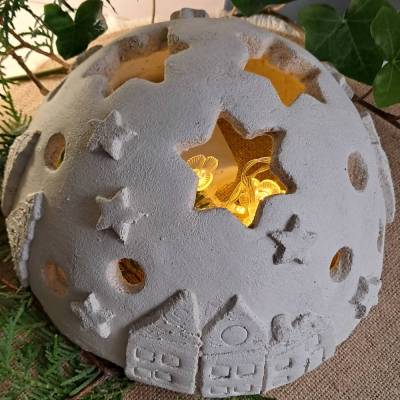 Handgefertigte Lichtkuppel Winterdorf & Sterne aus Beton – Winterliche Deko für LED-Lichterkette